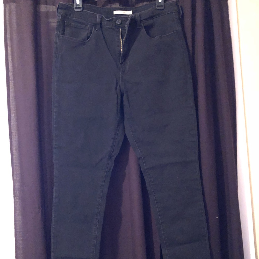 Levi Black High-Rise Skinny Jeans